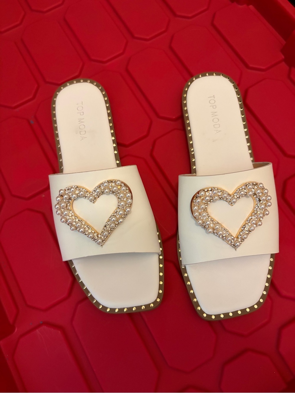 TOP Moda White Slide Mules with Beaded Heart Accent